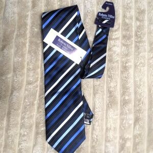 Robert villini tie